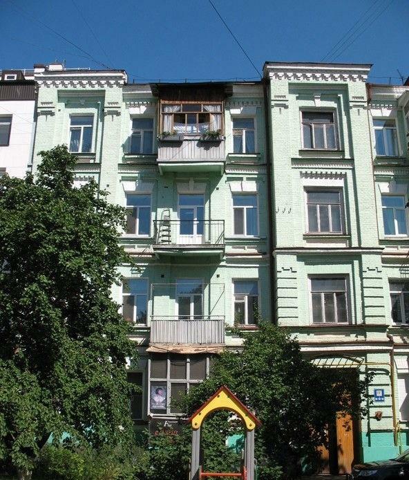 Киев, Владимирская ул., 79А