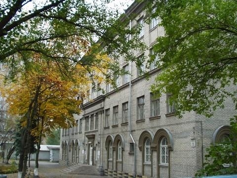 Київ, Володимира Антоновича вул., 130