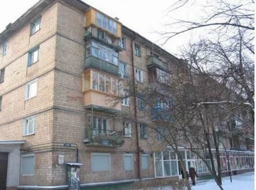 Київ, Белецького вул., 11