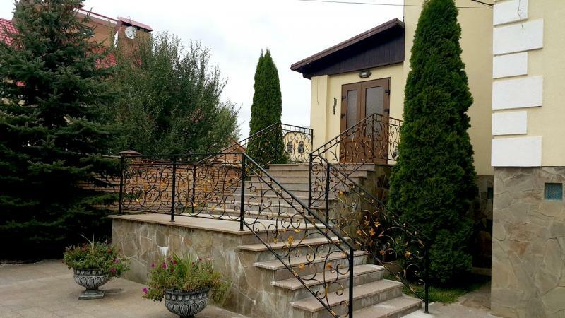 Київська обл., Васильківський район, м. Васильків, Гетьмана Сагайдачного вул., 10