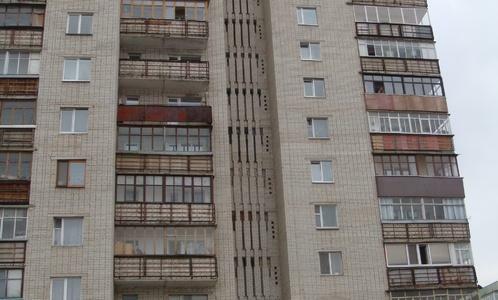 Суми, Героїв Крут вул., 38