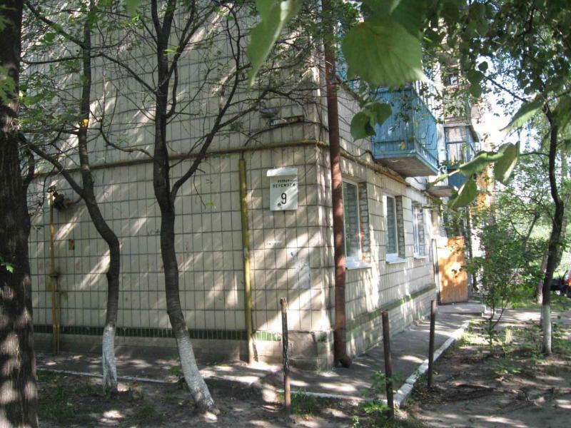 Київ, Перемоги вул., 9