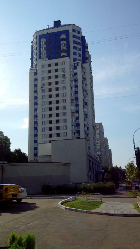 Киев, Петра Чаадаева ул., 2