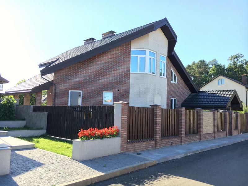 Киевская обл., Броварской район, г. Бровары, Подлесная ул., 51