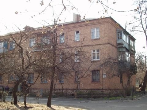 Оренда 2-кімнатної квартири 37 м², Межова вул., 8