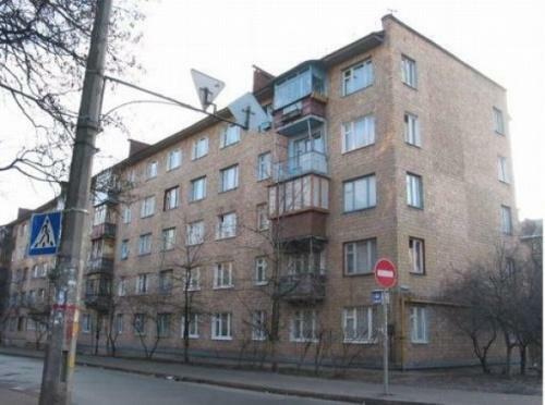 Київ, Межова вул., 11/12