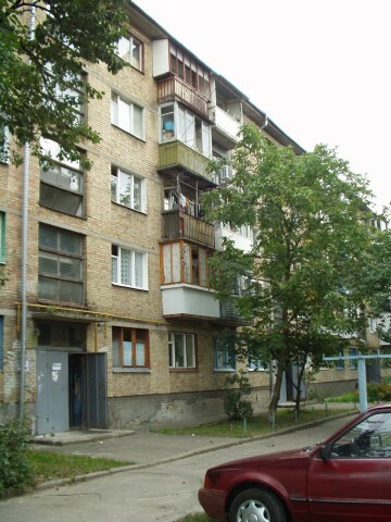 Київ, Метрологічна вул., 14А