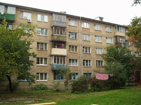 Київ, Метрологічна вул., 14А