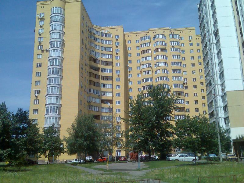 Киев, Миропольская ул., 39