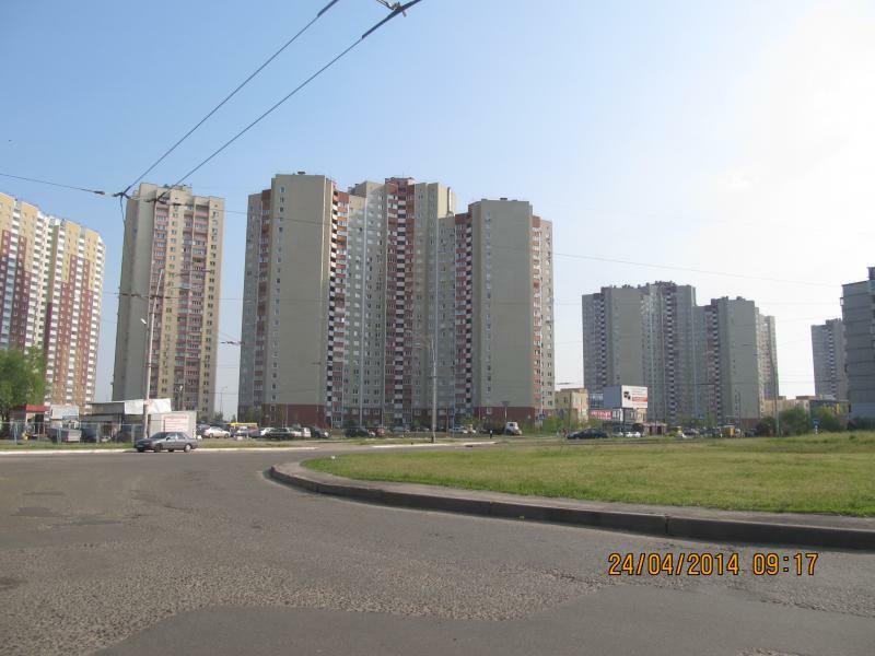 Киев, Милославская ул., 12