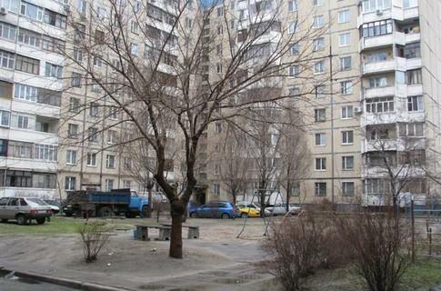 Киев, Кубанской Украины ул., 1