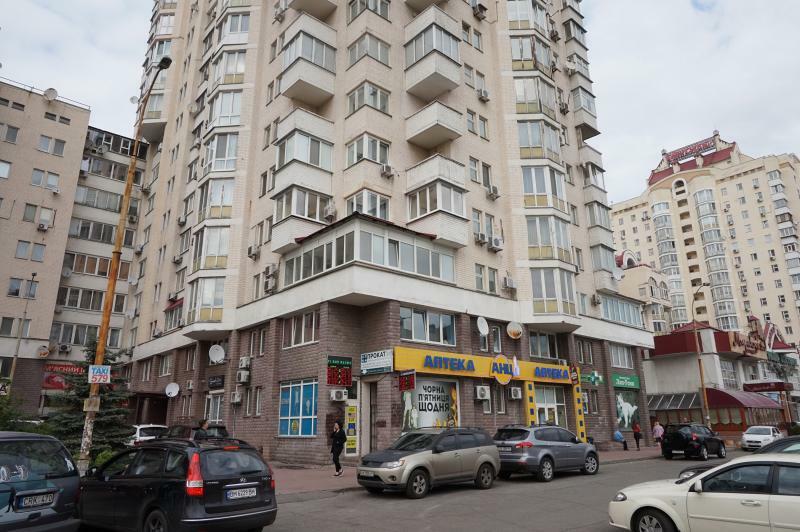 Оренда 3-кімнатної квартири 137 м², Маршала Тимошенка вул., 29