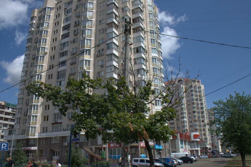 Оренда 3-кімнатної квартири 137 м², Маршала Тимошенка вул., 29