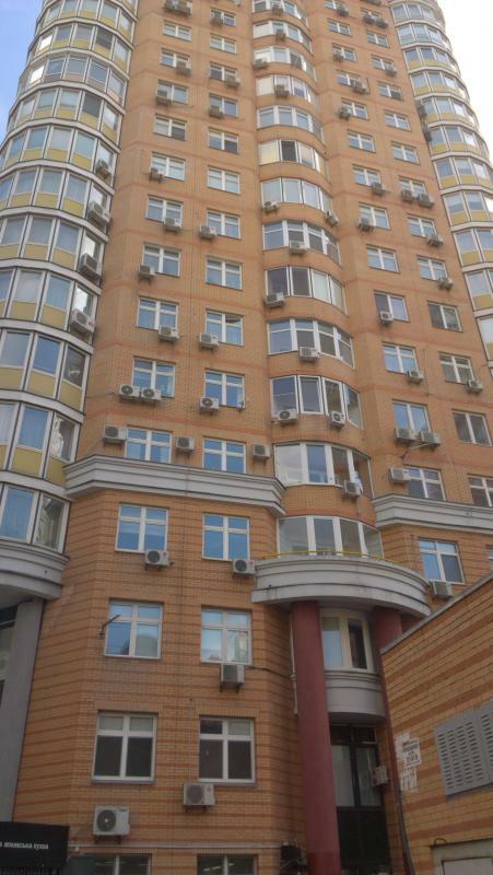 Киев, Маршала Тимошенко ул., 21 К4