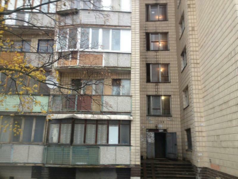 Продаж 1-кімнатної квартири 28 м², Краснопільська вул., 2Б