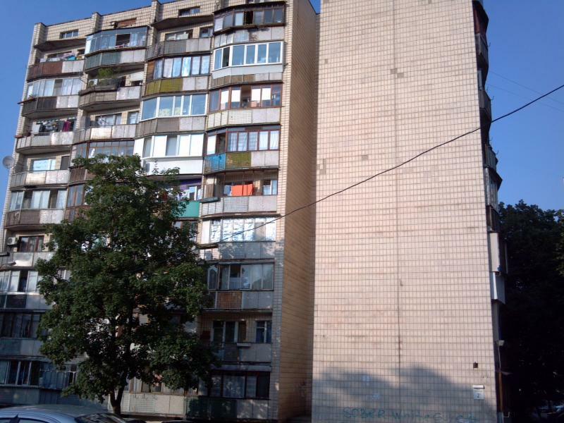 Продаж 1-кімнатної квартири 28 м², Краснопільська вул., 2Б