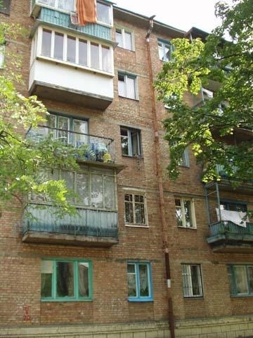 Киев, Красноткацкая ул., 24