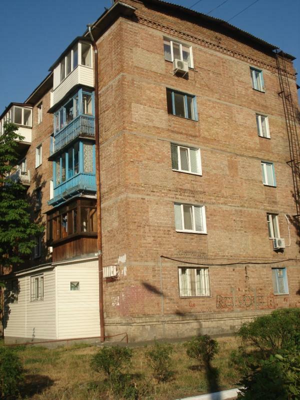 Киев, Красноткацкая ул., 24