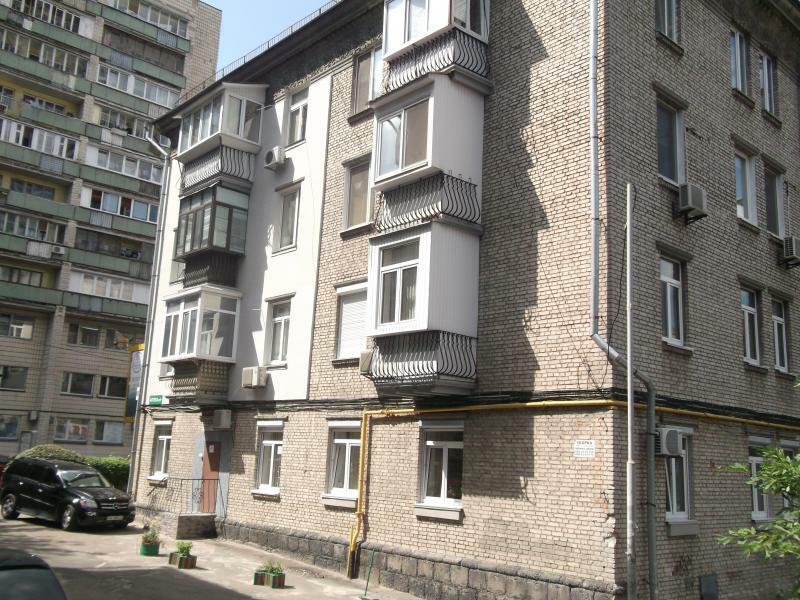 Продаж 2-кімнатної квартири 56 м², Кловський узвіз, 11