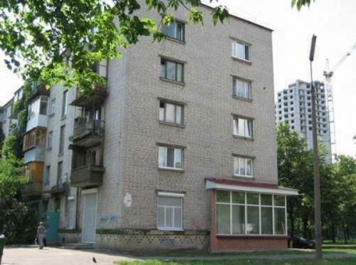 Київ, Костянтина Заслонова вул., 20