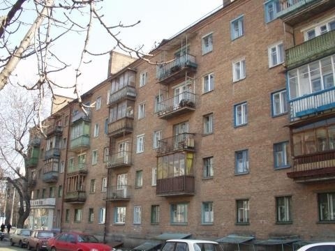 Київ, Костянтинівська вул., 63/12