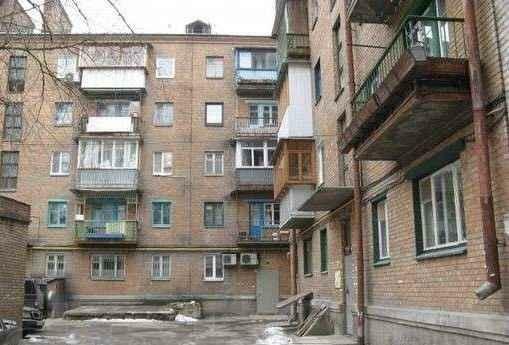 Продаж 2-кімнатної квартири 42 м², Костянтинівська вул., 63/12