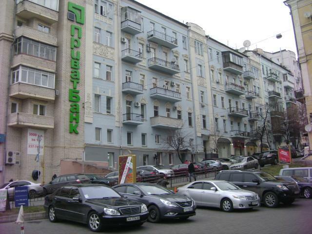 Киев, Костельная ул., 3