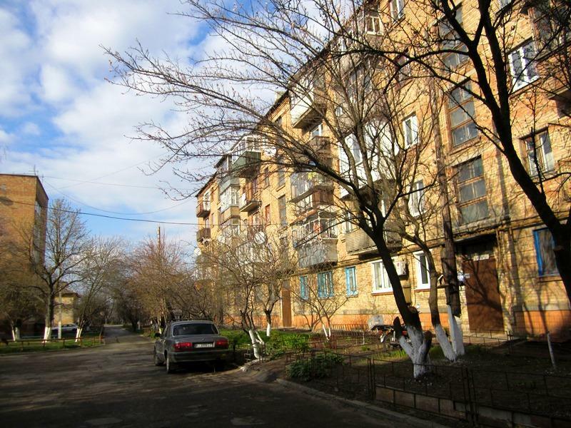 Киевская обл., Бориспольский район, г. Борисполь, Поповича ул., 1