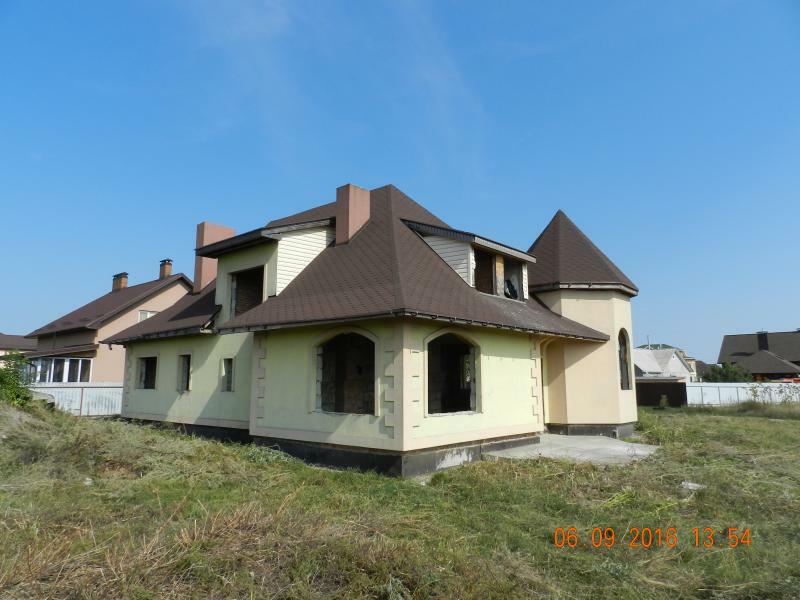 Киевская обл., Бориспольский район, г. Борисполь, Сагайдачного ул., 14