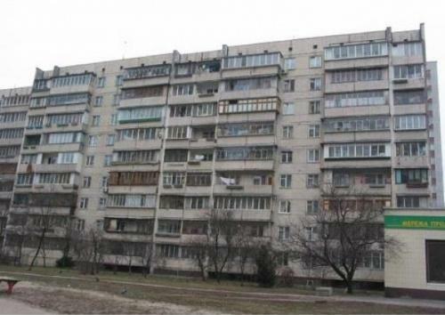 Київ, Микільсько-Слобідська вул., 6/2