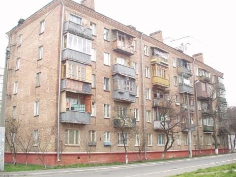 Київ, Новгородська вул., 4