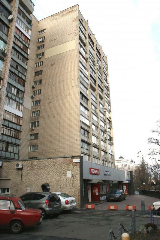 Київ, Миколи Пимоненка вул., 5