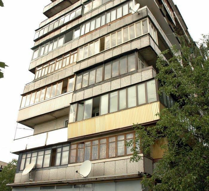 Киев, Николая Раевского ул., 11