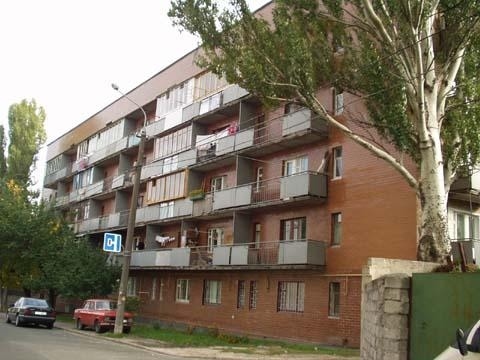 Киев, Николая Соловцова ул., 8