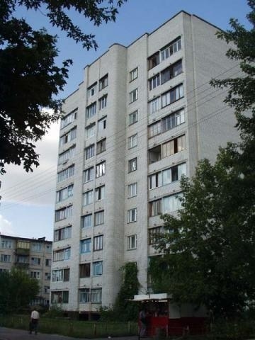 Київ, Генерала Карбишева вул., 14