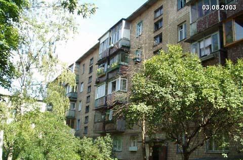 Киев, Генерала Карбышева ул., 8
