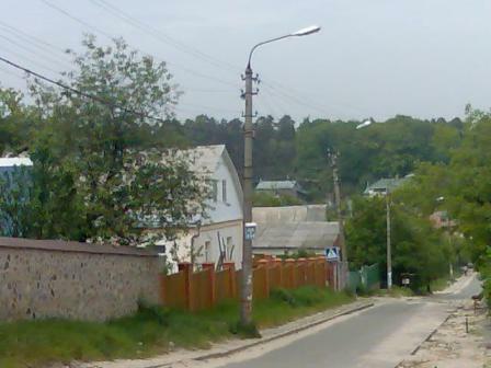 Киев, Кареловская ул., 8