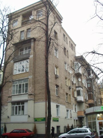Киев, Институтская ул., 19А