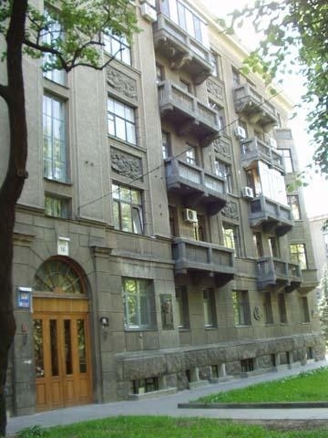 Аренда 3-комнатной квартиры 110 м², Институтская ул., 16