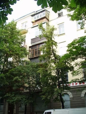 Киев, Институтская ул., 27/6