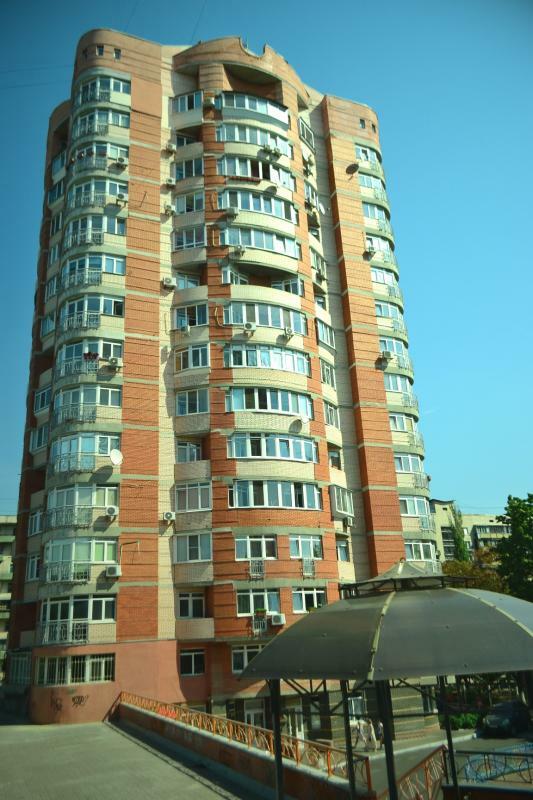 Киев, Кубанской Украины ул., 33А