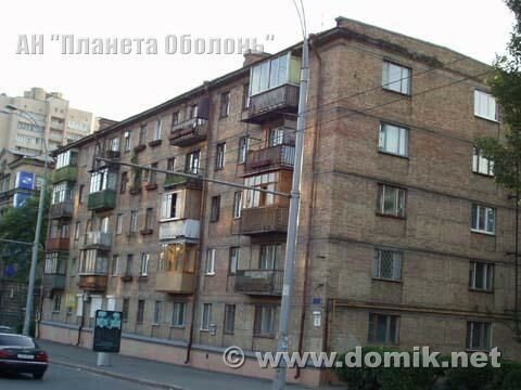 Київ, Євгена Коновальця вул., 38