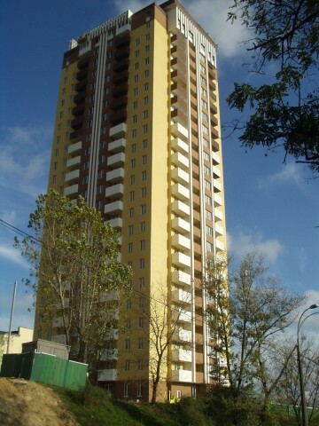 Київ, Левітана вул., 3