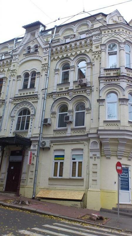 Київ, Мала Житомирська вул., 13/6