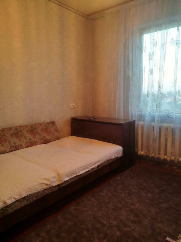 Продаж 1-кімнатної квартири 36 м², Фастівська вул., 28