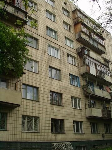 Киев, Коломыйский пер., 3/1