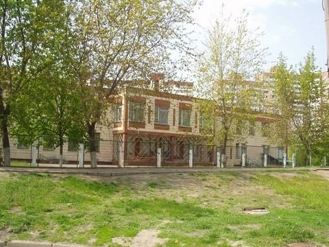 Киев, Каштановая ул., 5А