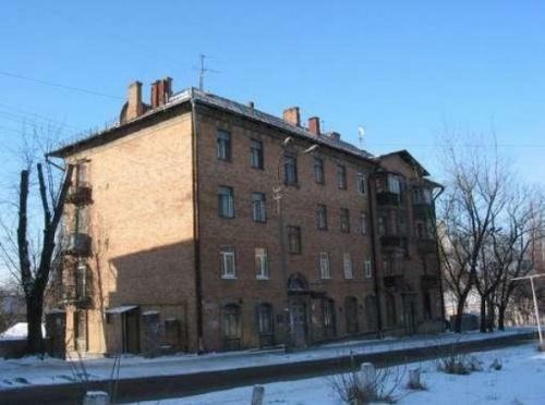 Київ, Іоанна Павла ІІ вул., 10 к2