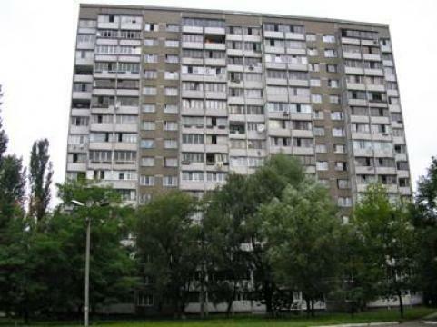 Киев, Композитора Лятошинского ул., 2