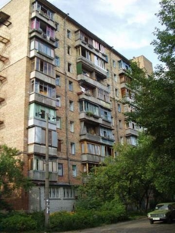 Киев, Константина Заслонова ул., 13Б